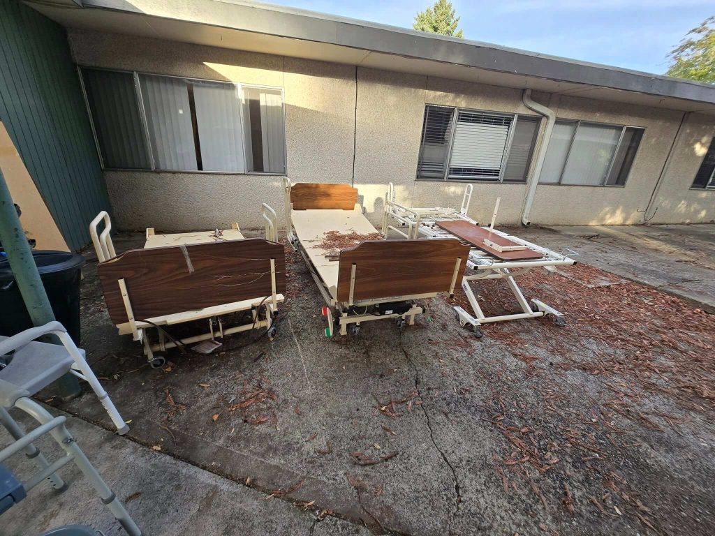 Furniture removal — Before